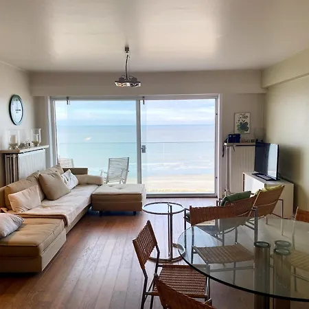 Apartment Waveside Corner Apartment, Cleaning Included *