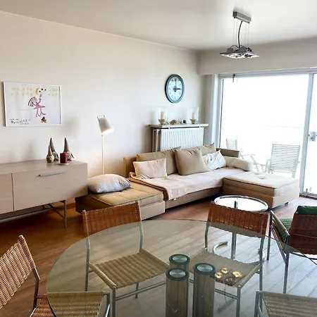 Waveside Corner Apartment, Cleaning Included