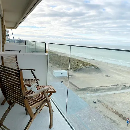 Waveside Corner Apartment, Cleaning Included Apartment *