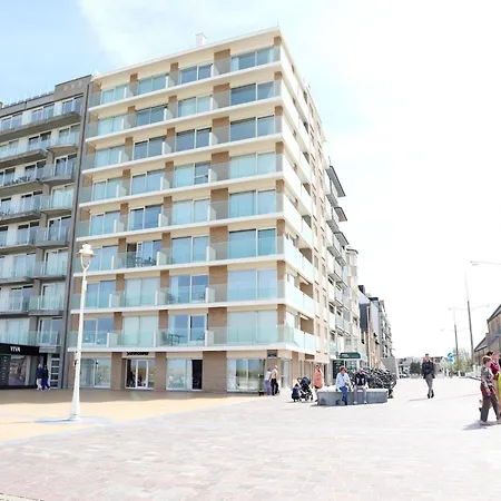 Waveside Corner Apartment, Cleaning Included *