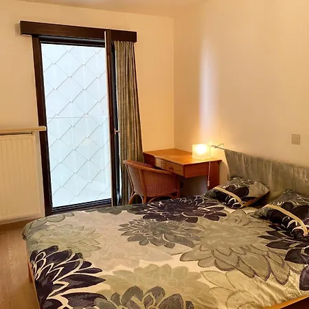 Waveside Corner Apartment, Cleaning Included Apartment