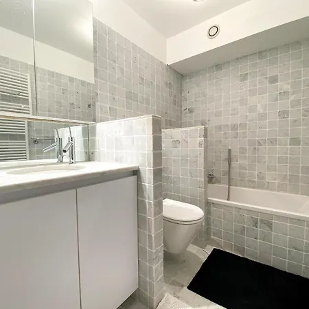 Waveside Corner Apartment, Cleaning Included