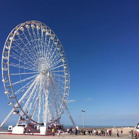 Waveside Corner Apartment, Cleaning Included Apartment *